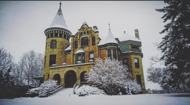 castlelacrossebnb instagram 3381 ig 17907588367630789 768x426