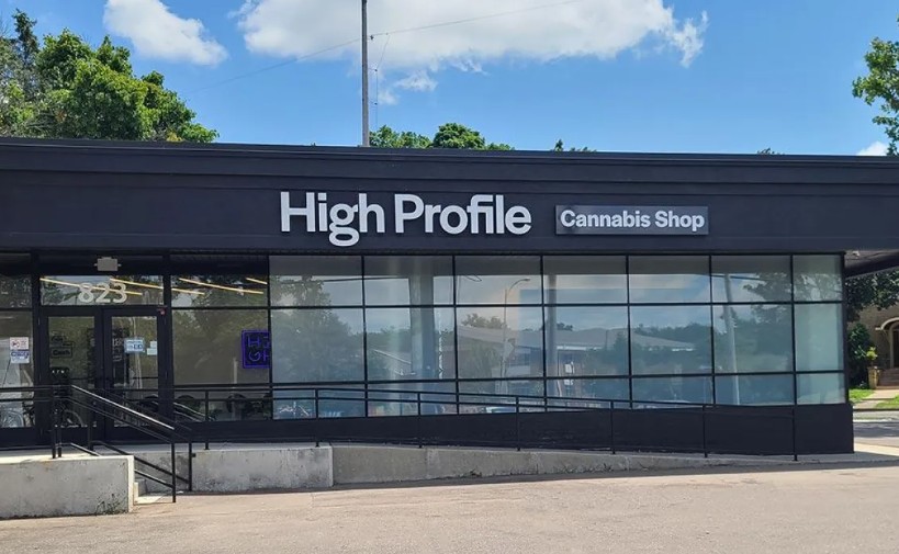 high profile of kalamazoo w michigan ave dispensary